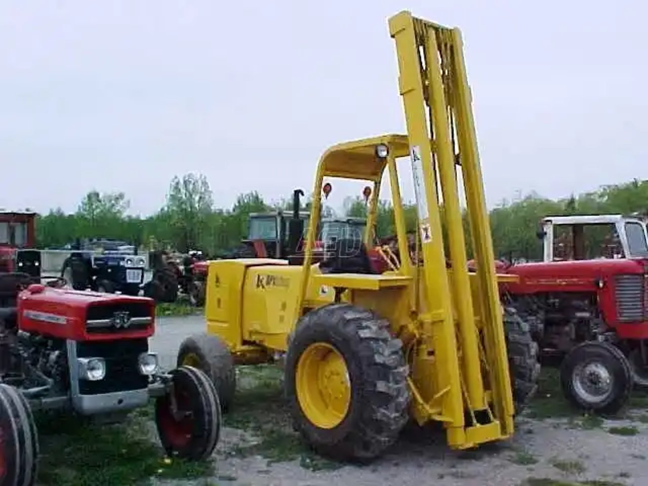 LiftKing LK8000 chariot élévateur