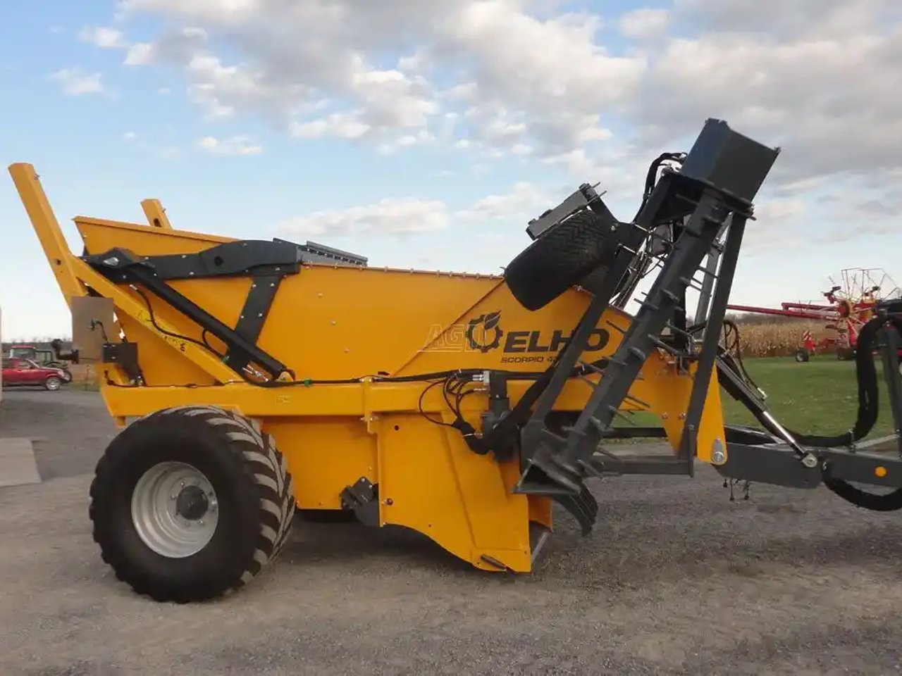 Elho Scorpio 430 ramasseuse de pierres