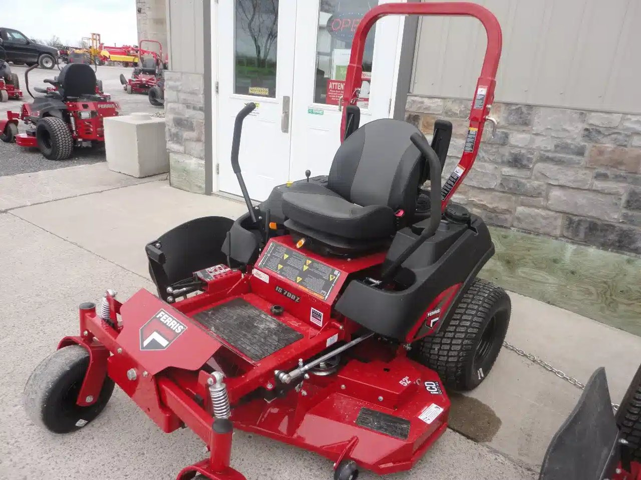 NEW Ferris IS 700 Tondeuse à rayon de braquage zéro