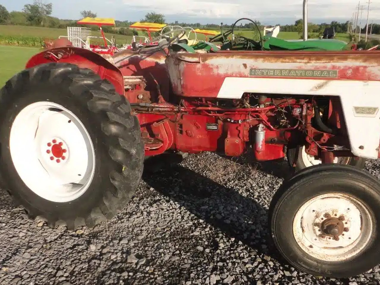 International Harvester 434 Tracteur