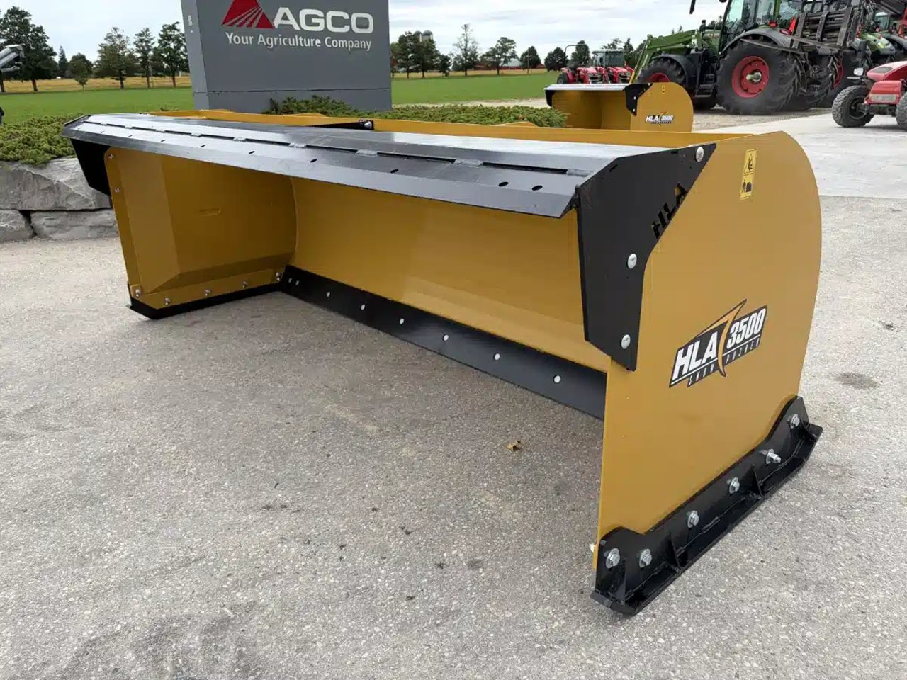 2026 HLA Attachments SP350009 Gratte à neige