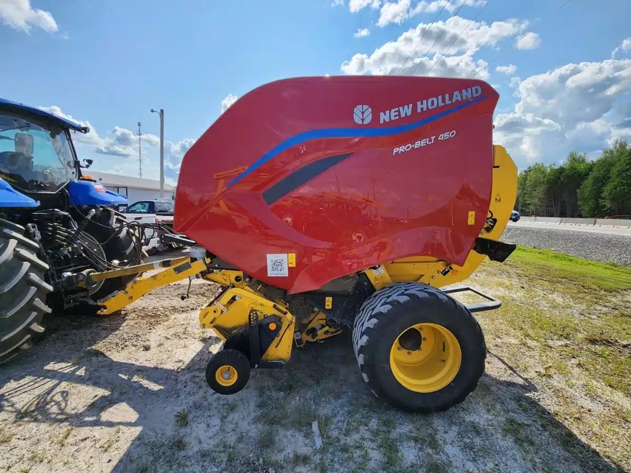 New Holland PRO-BELT 450 Presse à Balle Ronde