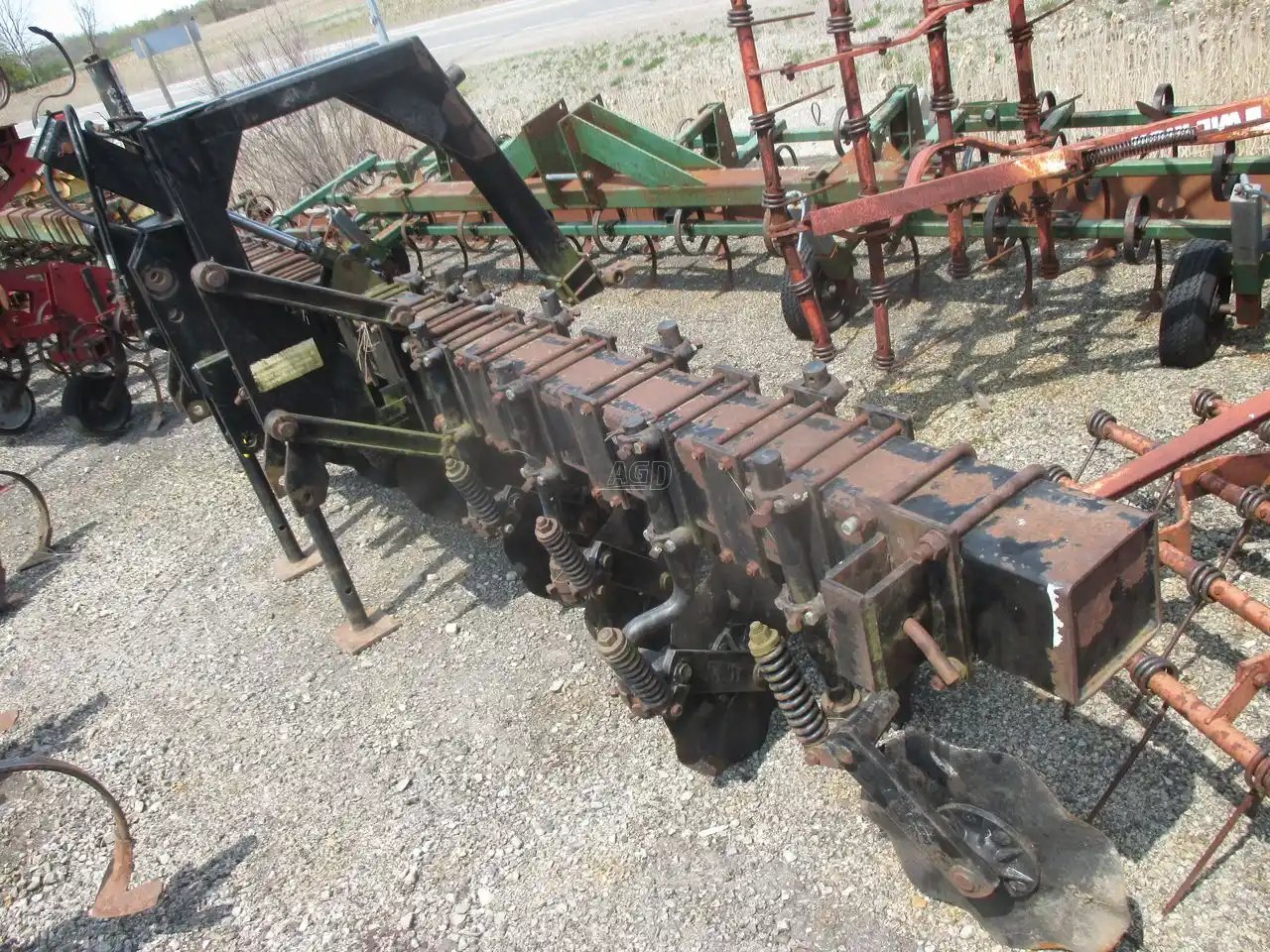 Yetter 6700 Porte outil ( trainé )