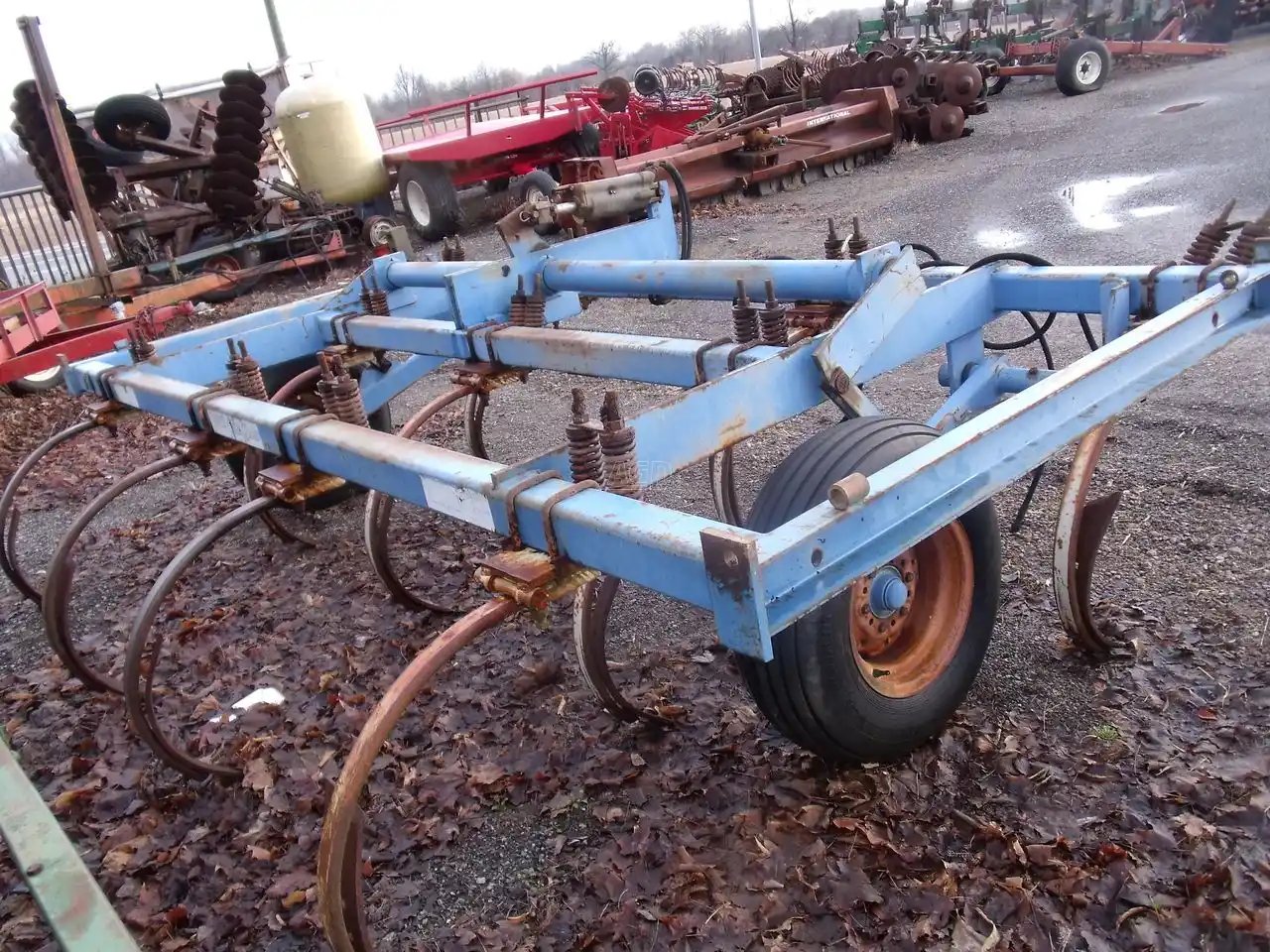 DMI 14' Cultivateur Sous-soleur