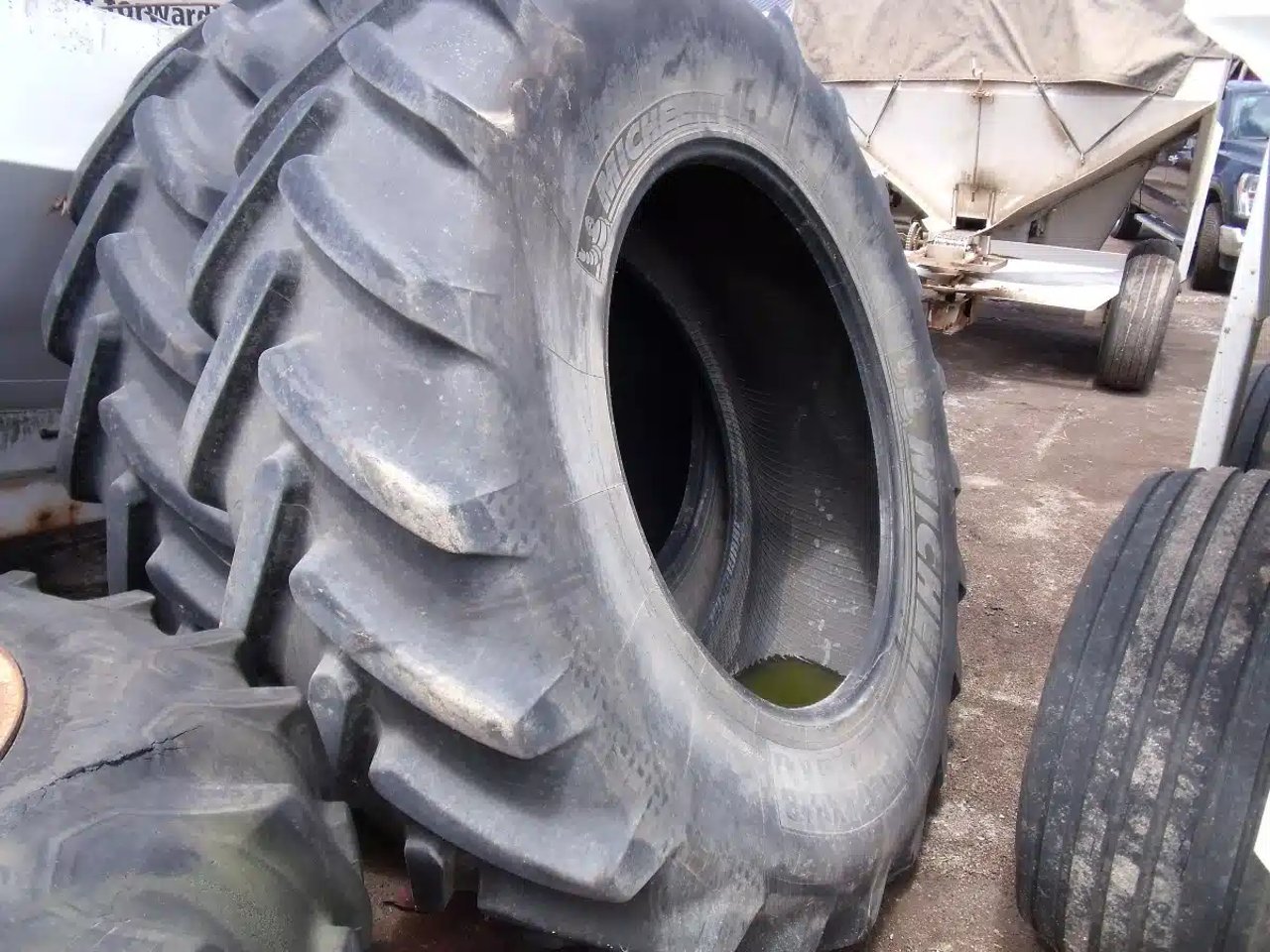 Michelin 580/85R42 Pneus