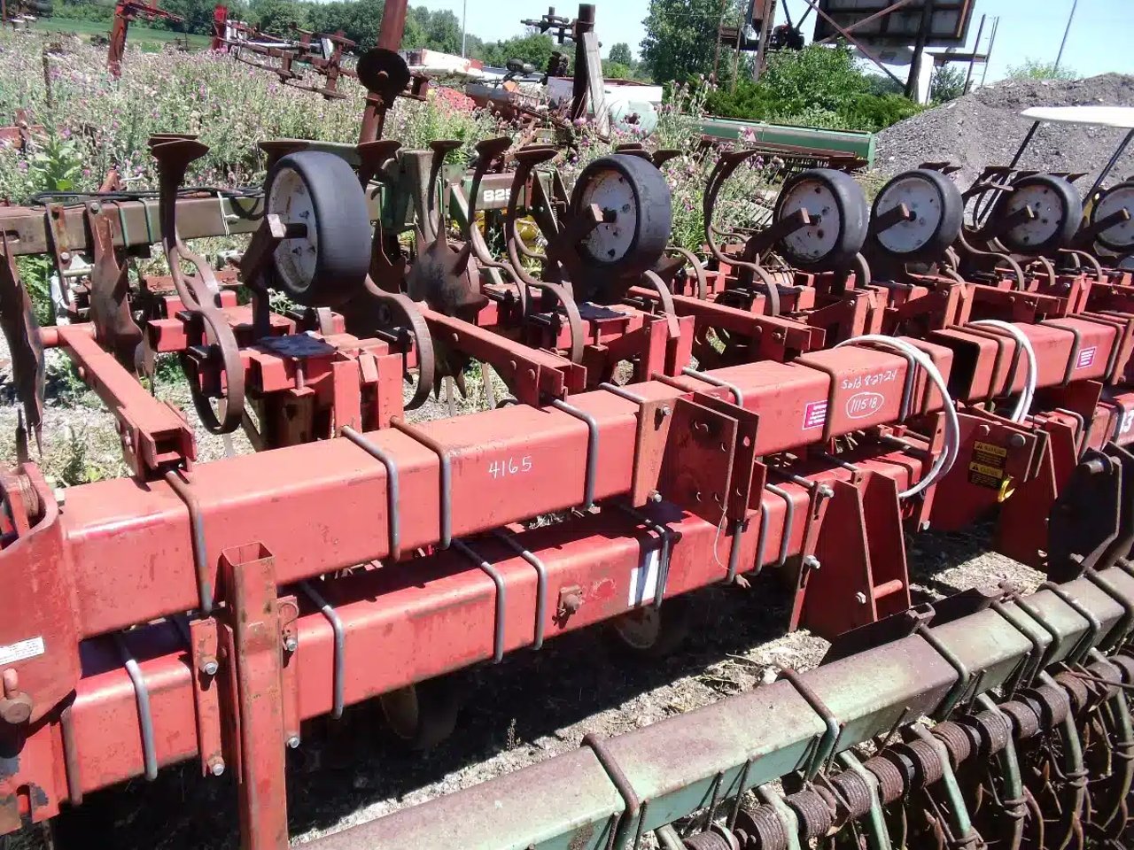 International Harvester 183 cultivateur - en rang