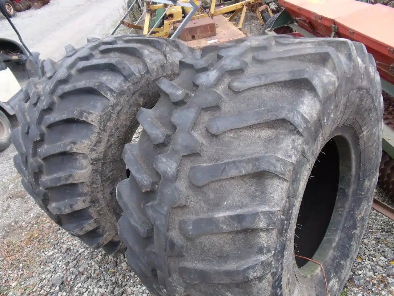 Firestone 48:00X25X20 Pneus