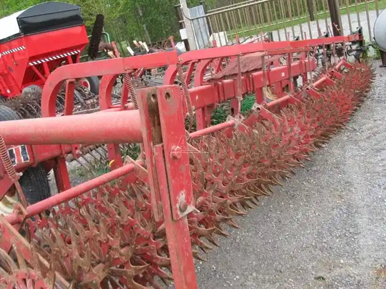 International Harvester 300 houe rotative