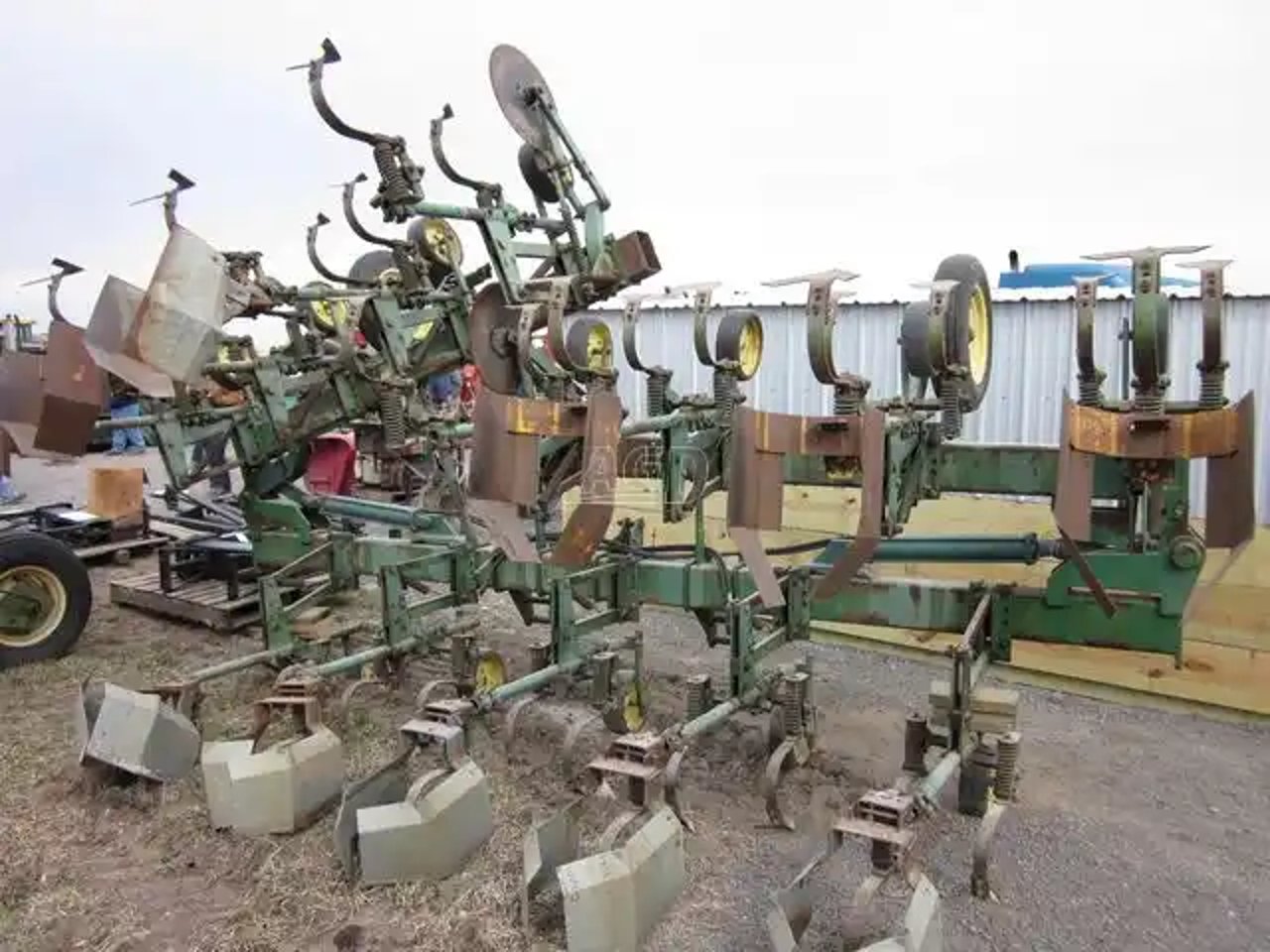 John Deere 12 ROW cultivateur - en rang