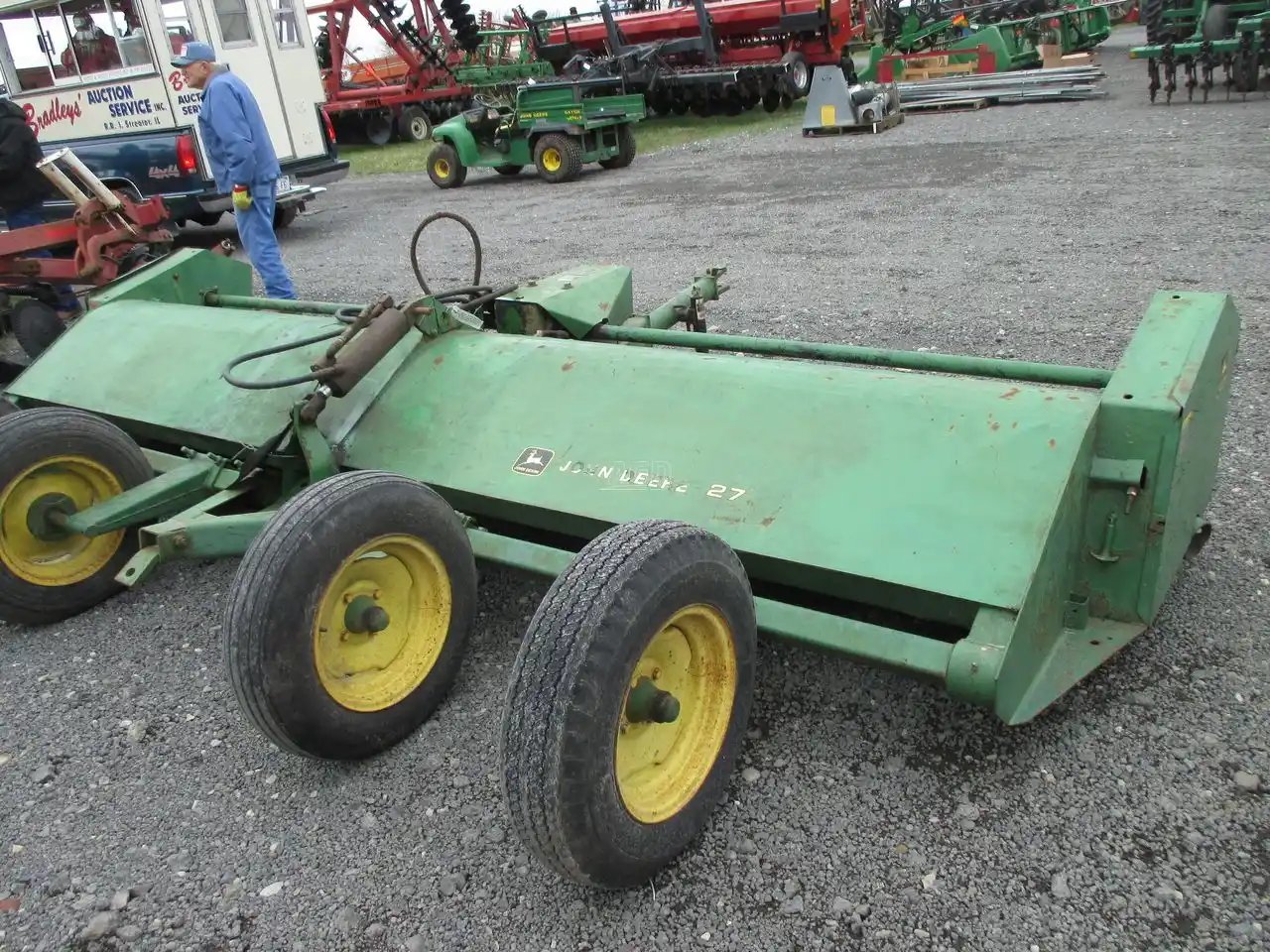 John Deere 27 Broyeur de récolte