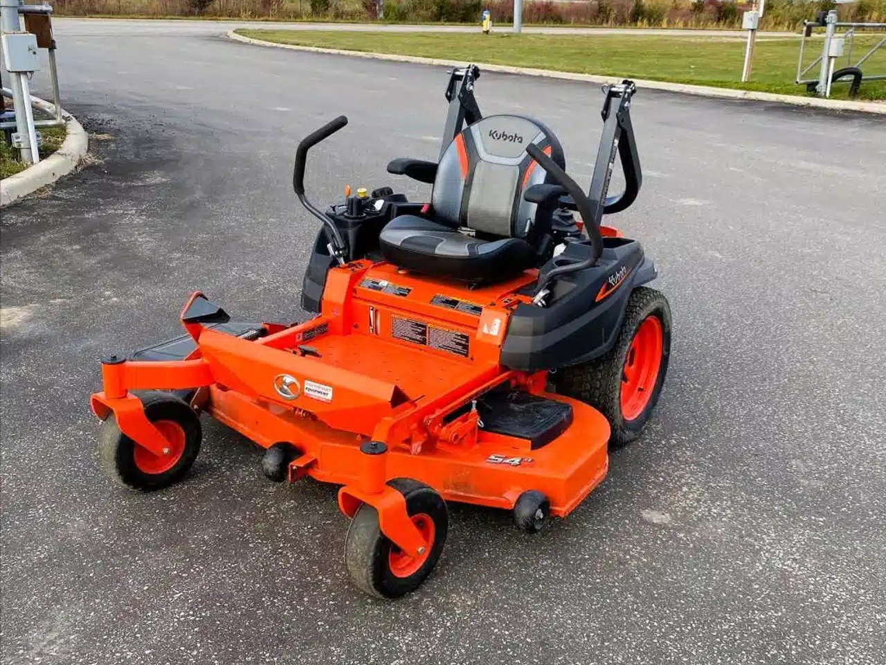 2023 Kubota Z421KW-3-54 Tondeuse à rayon de braquage zéro