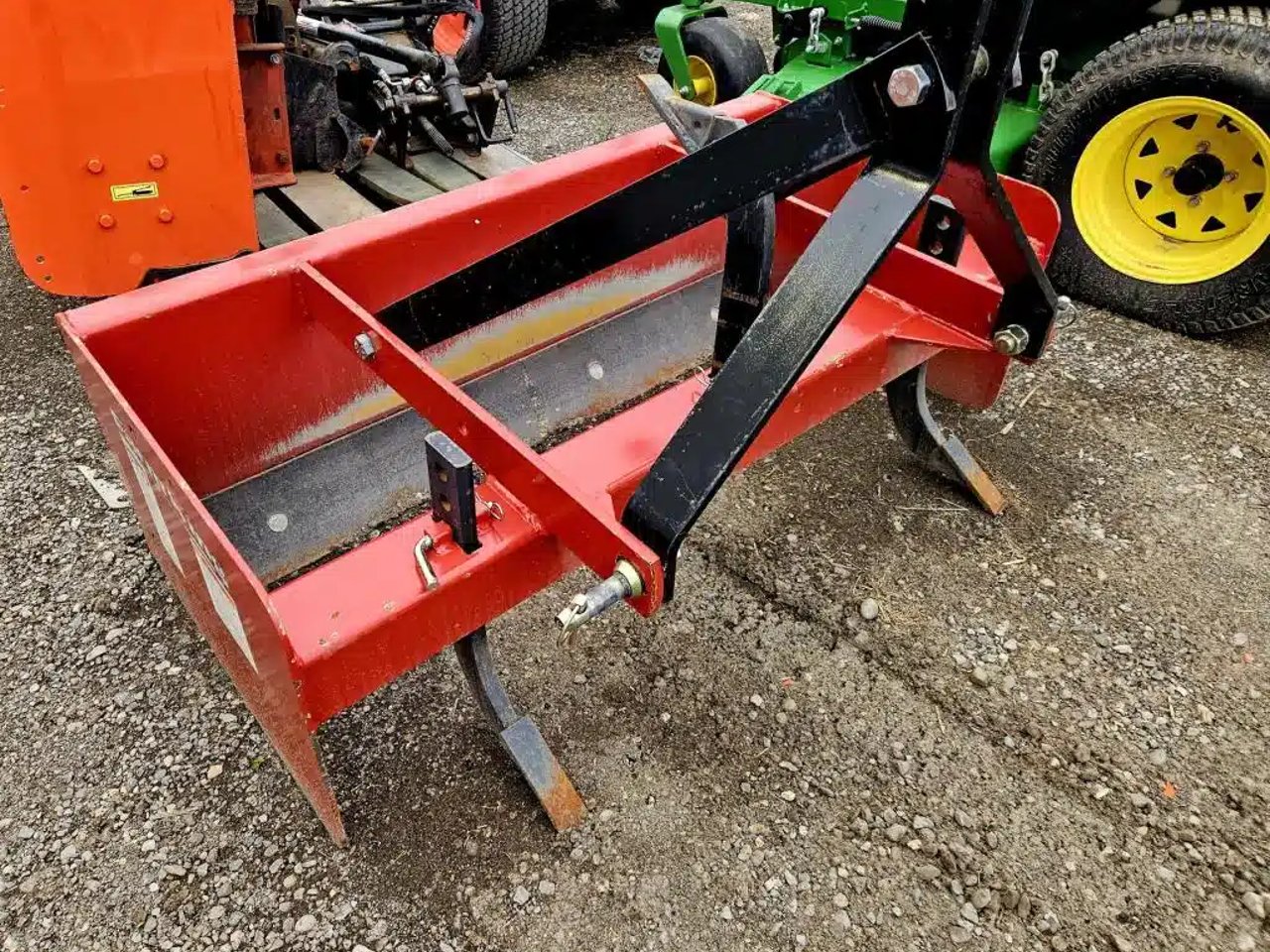 2020 Farm King YB483BS Boîtes décapeuses