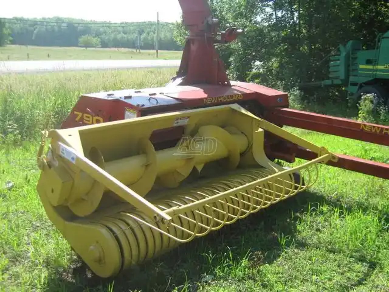 2000 New Holland 790 Fourragère