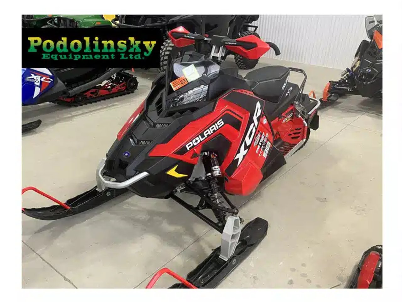 2017 Polaris 800 Rush XCR 121 Motoneige