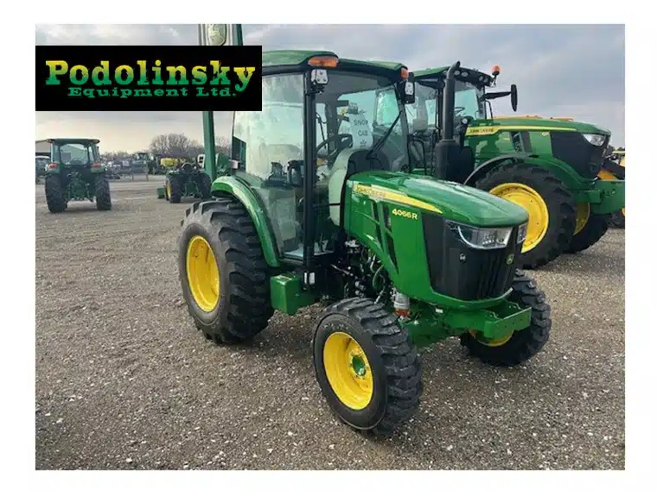 2025 John Deere 4066R Tracteur