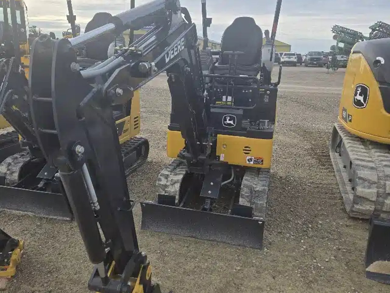 2023 John Deere 17G Excavatrice