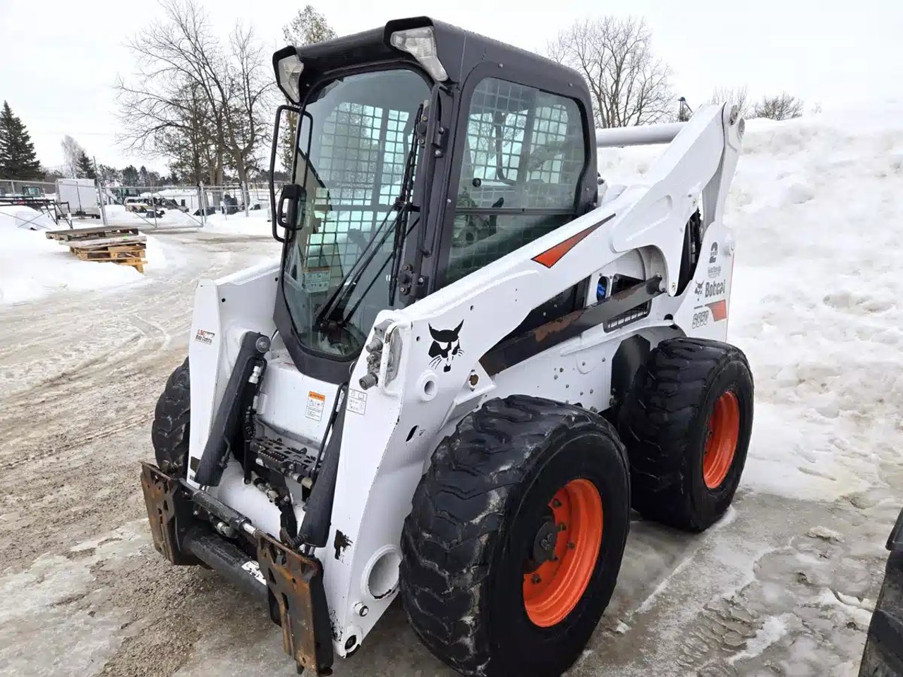 2020 Bobcat S850 chargeuse à direction à glissement