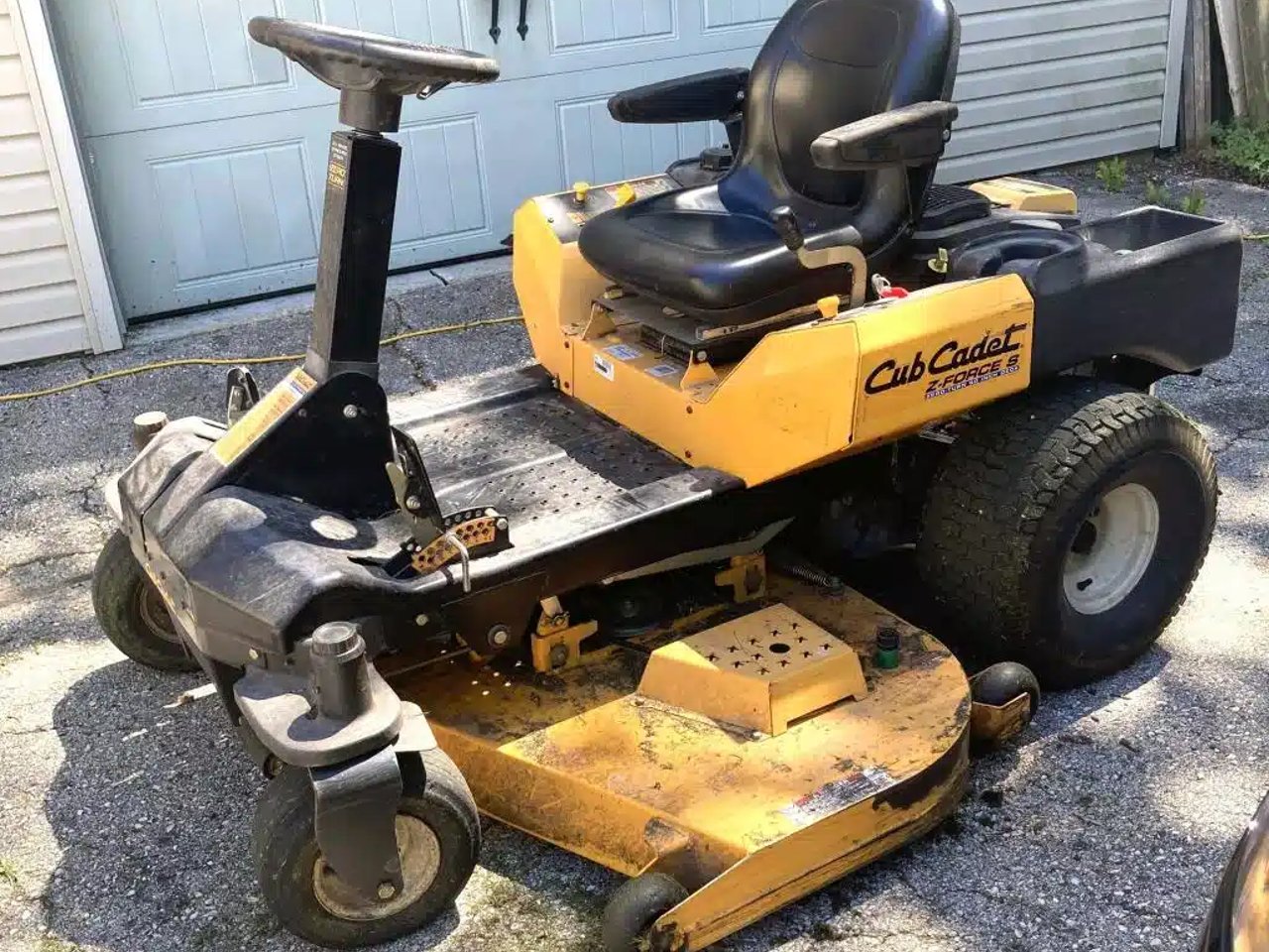 Cub Cadet Z-FORCE S60 Tondeuse à rayon de braquage zéro