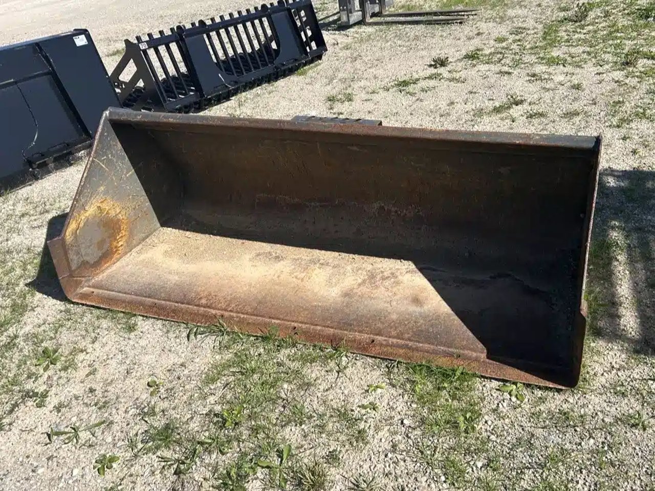 HLA Attachments 72 INCH Godet (bucket)