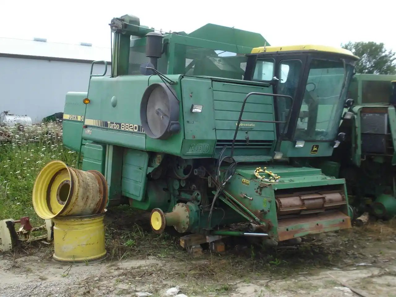 John Deere 8820 Batteuse
