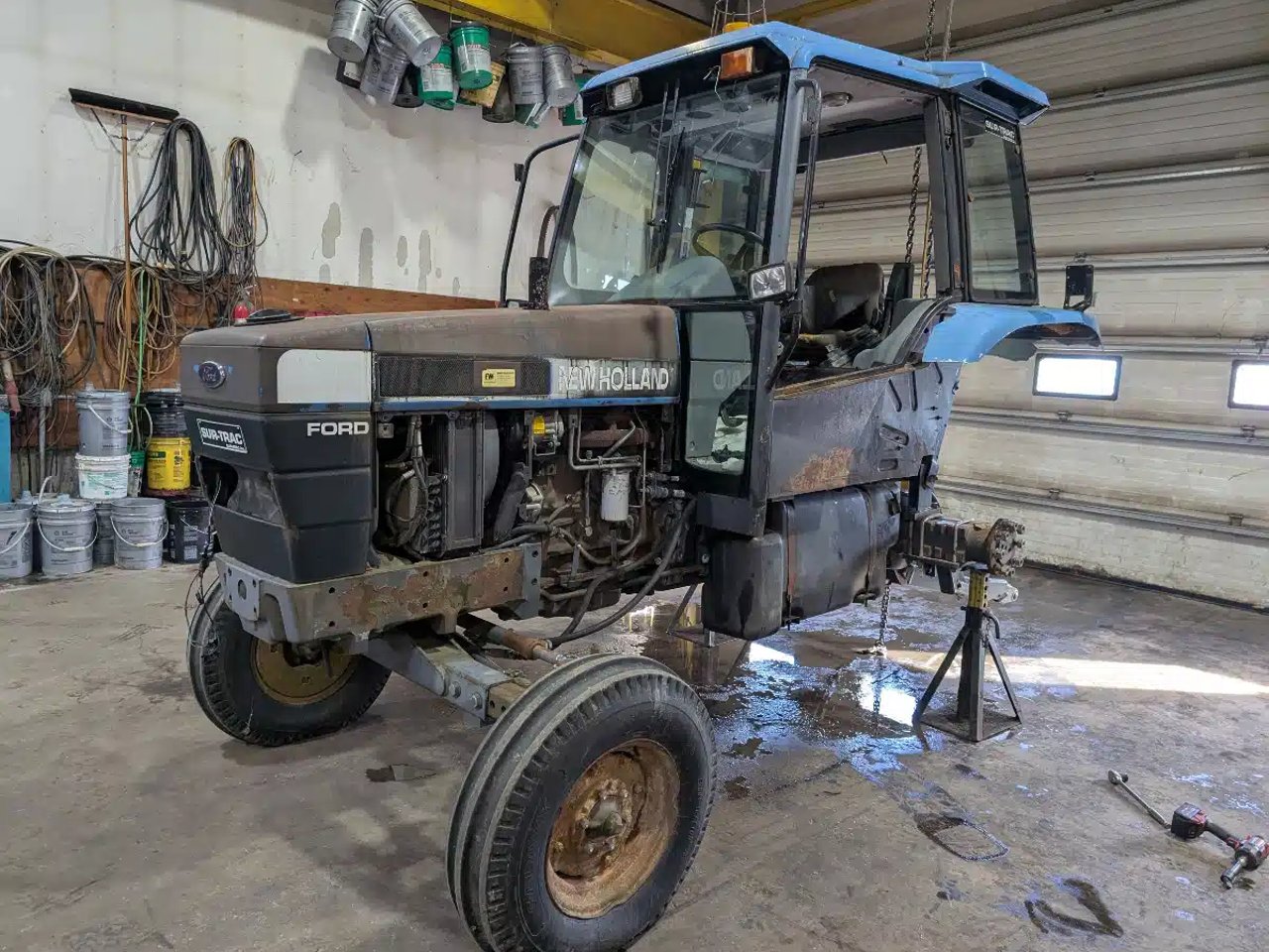 New Holland 7740 Tracteur
