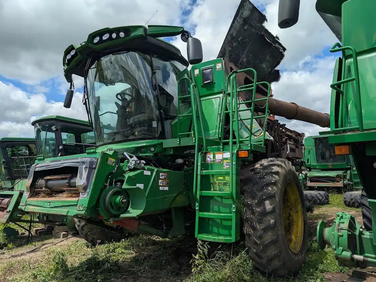 John Deere S770 Batteuse