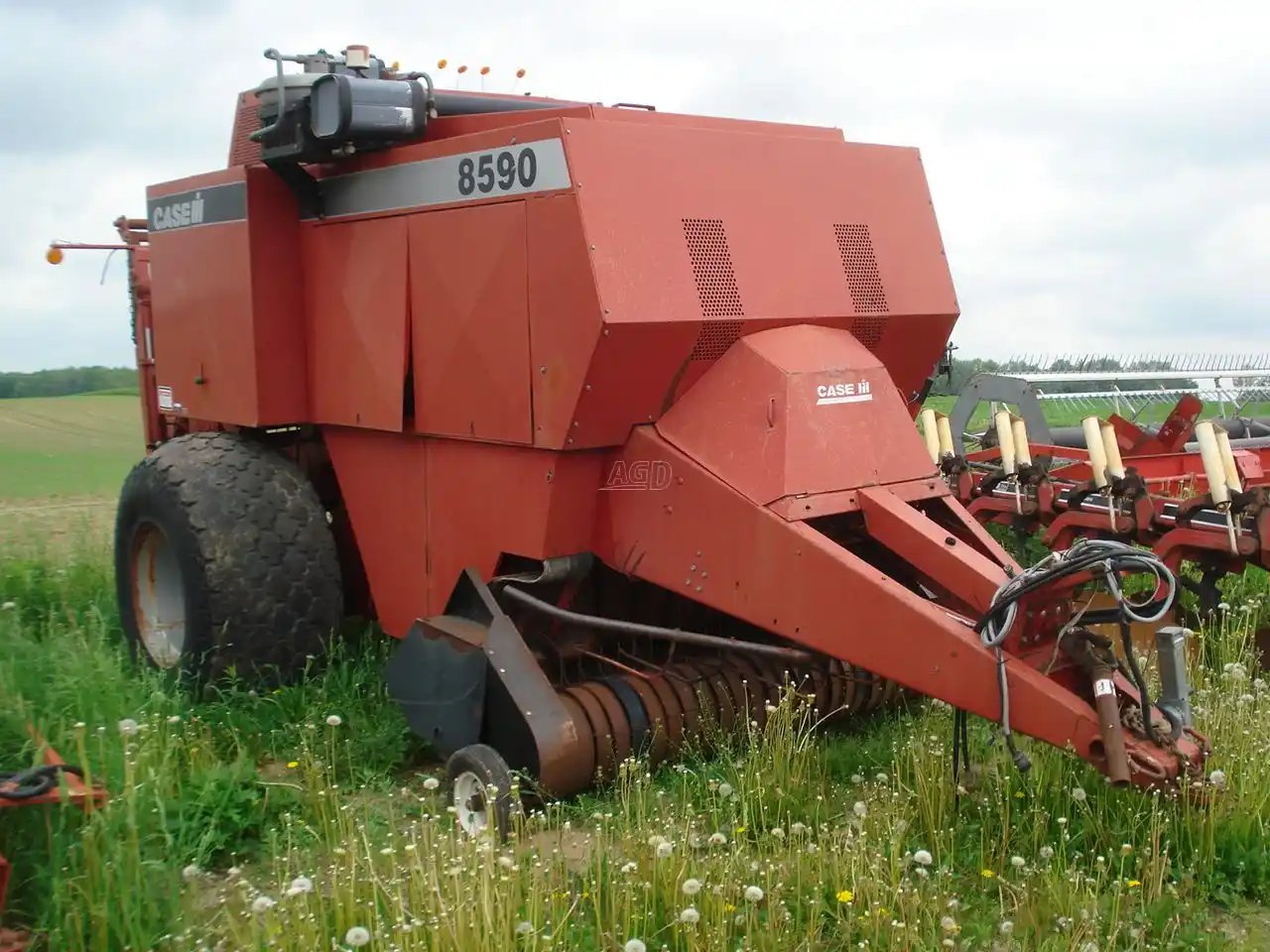 Case IH 8590 Presse à Balle Carrée/Large