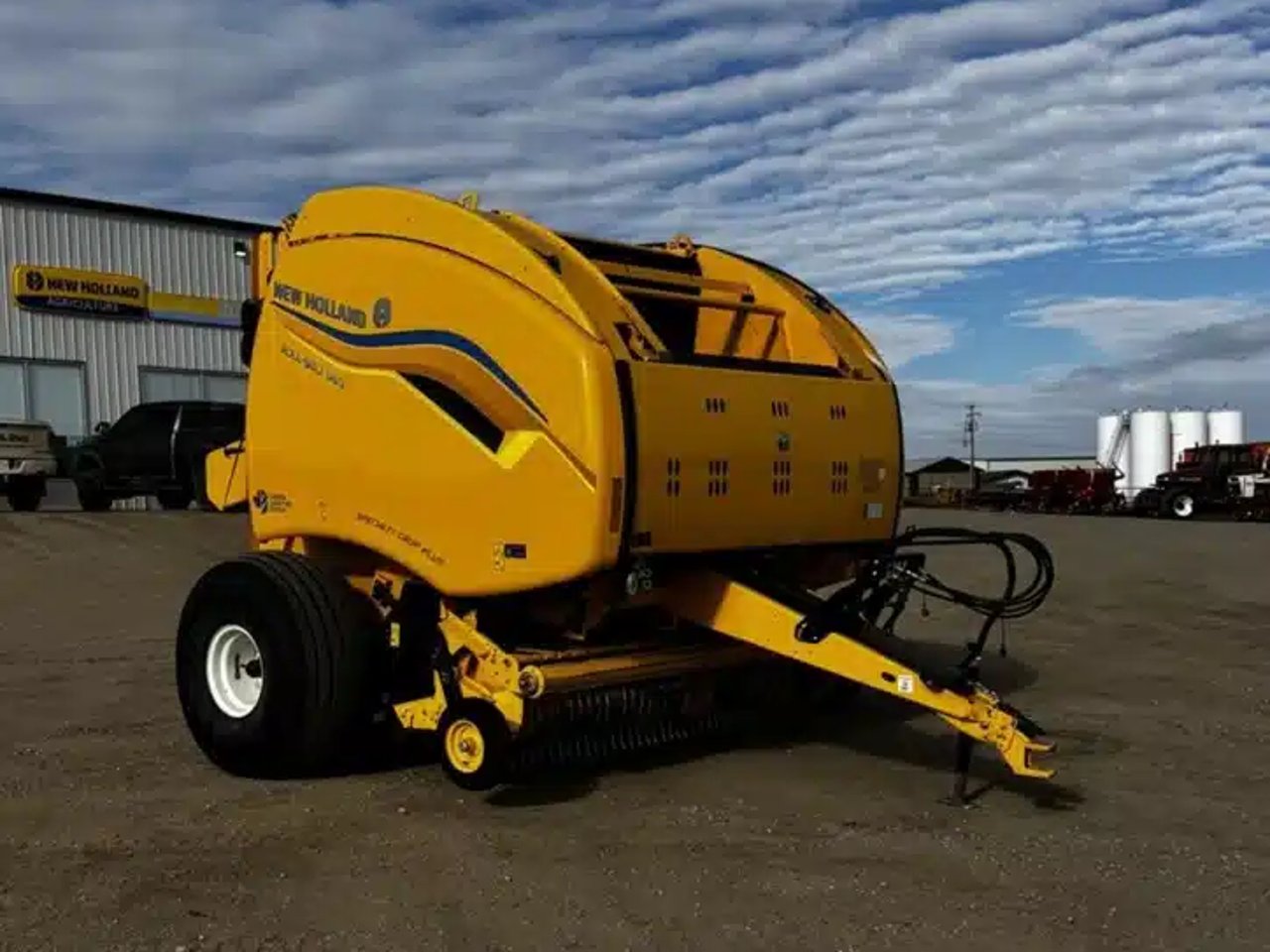 2023 New Holland ROLL-BELT 560 Presse à Balle Ronde