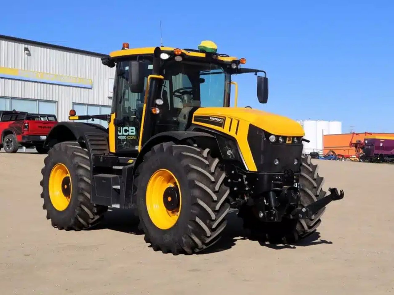 2025 JCB FASTRAC 4220 Tracteur