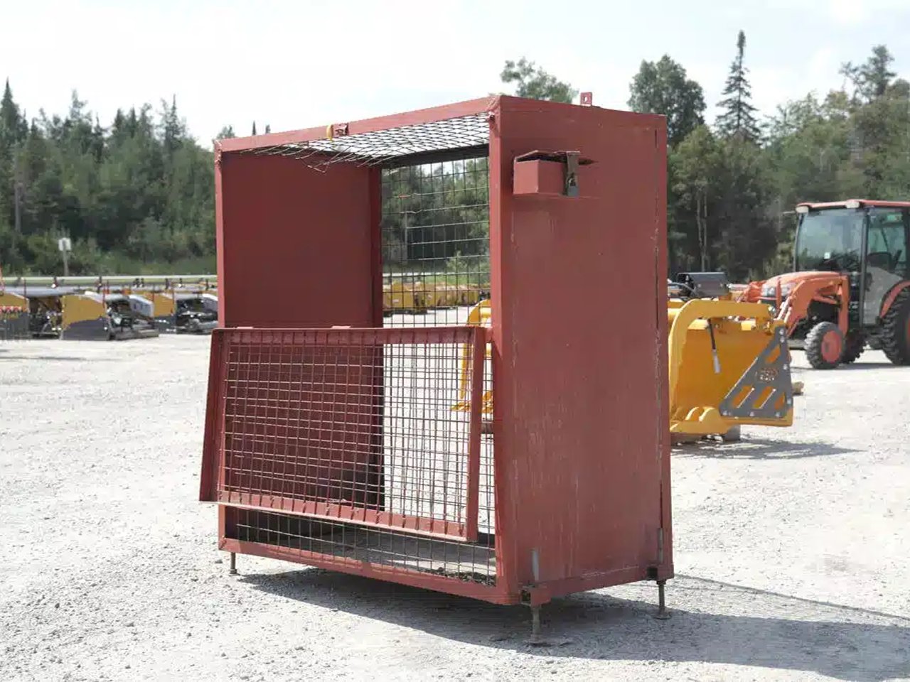 North American Lockable Steel Crate Outils