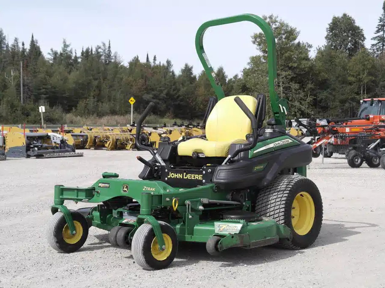 John Deere Z960M Tondeuse à rayon de braquage zéro