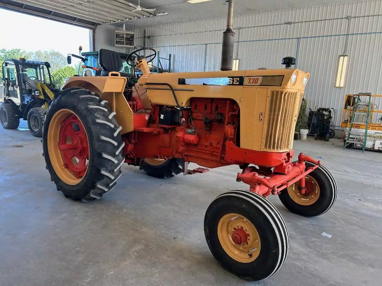 Case 730 Tracteur