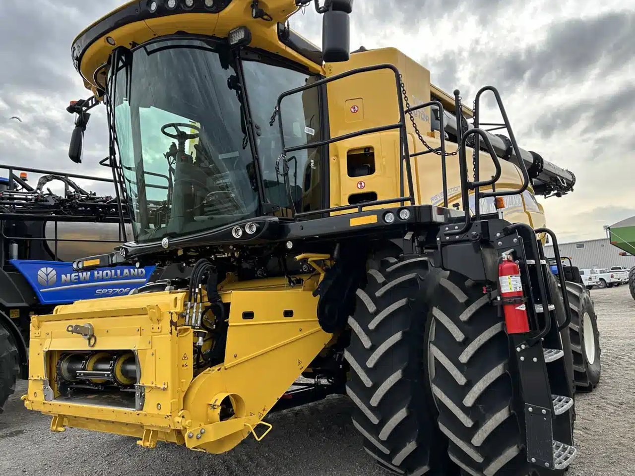 2023 New Holland CR9.90Z Batteuse