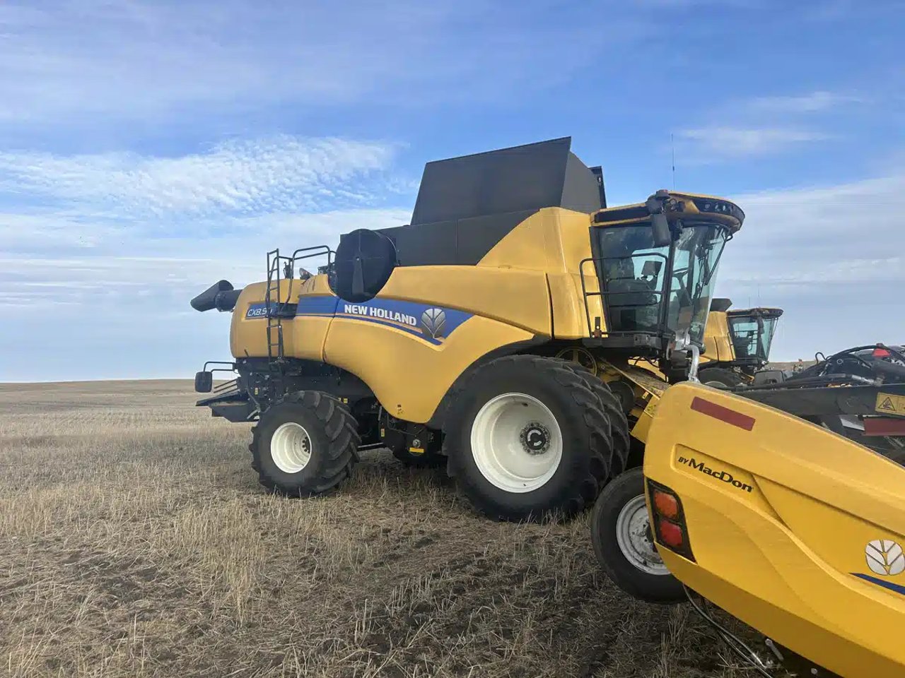 2023 New Holland CX8.80 Batteuse