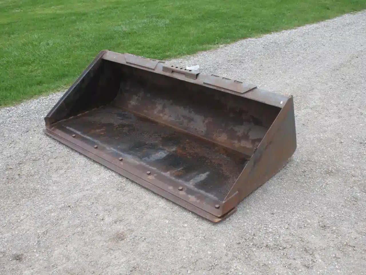 HLA Attachments 72 INCH Godet (bucket)