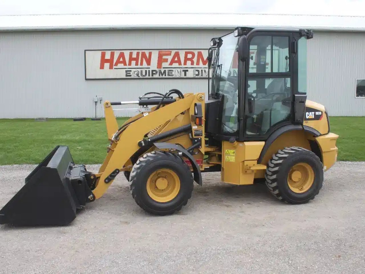 2018 Caterpillar 903D Chargeur sur roues