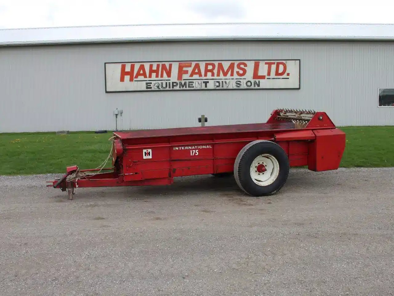 International Harvester 175