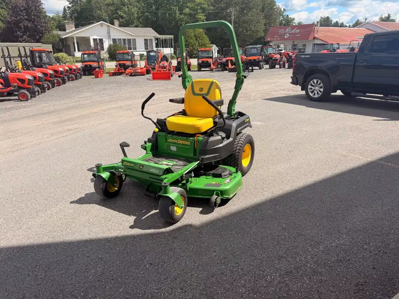 2025 John Deere Z530M Tondeuse à rayon de braquage zéro