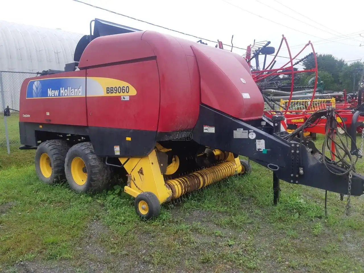 2009 New Holland BB9060 Presse à Balle Carrée/Large