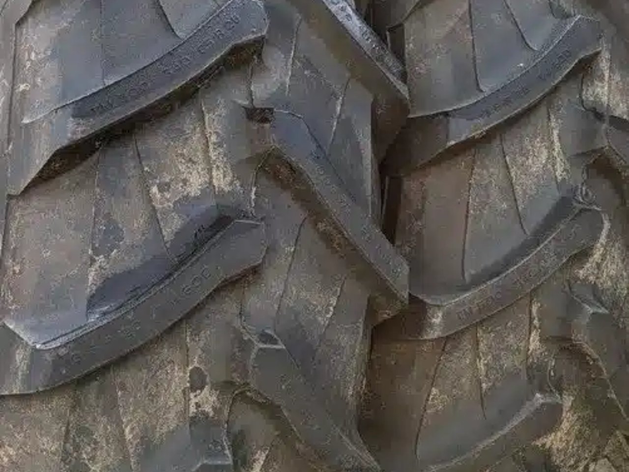 Trelleborg 340/85R28 TM600 Pneus