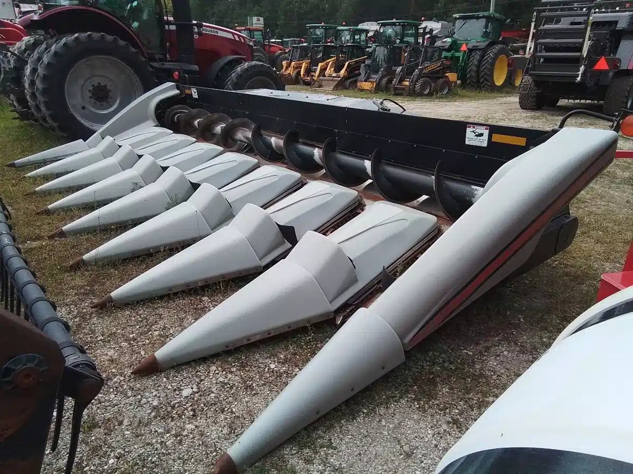 2001 Gleaner HUGGER830 Nez - Maïs