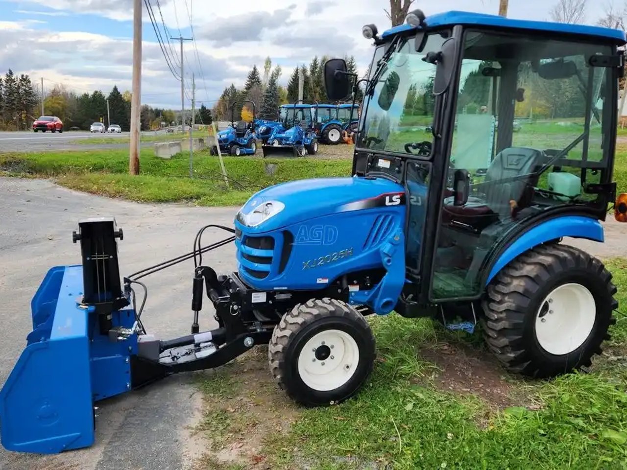 2022 LS Tractor XJ2025H Tracteur