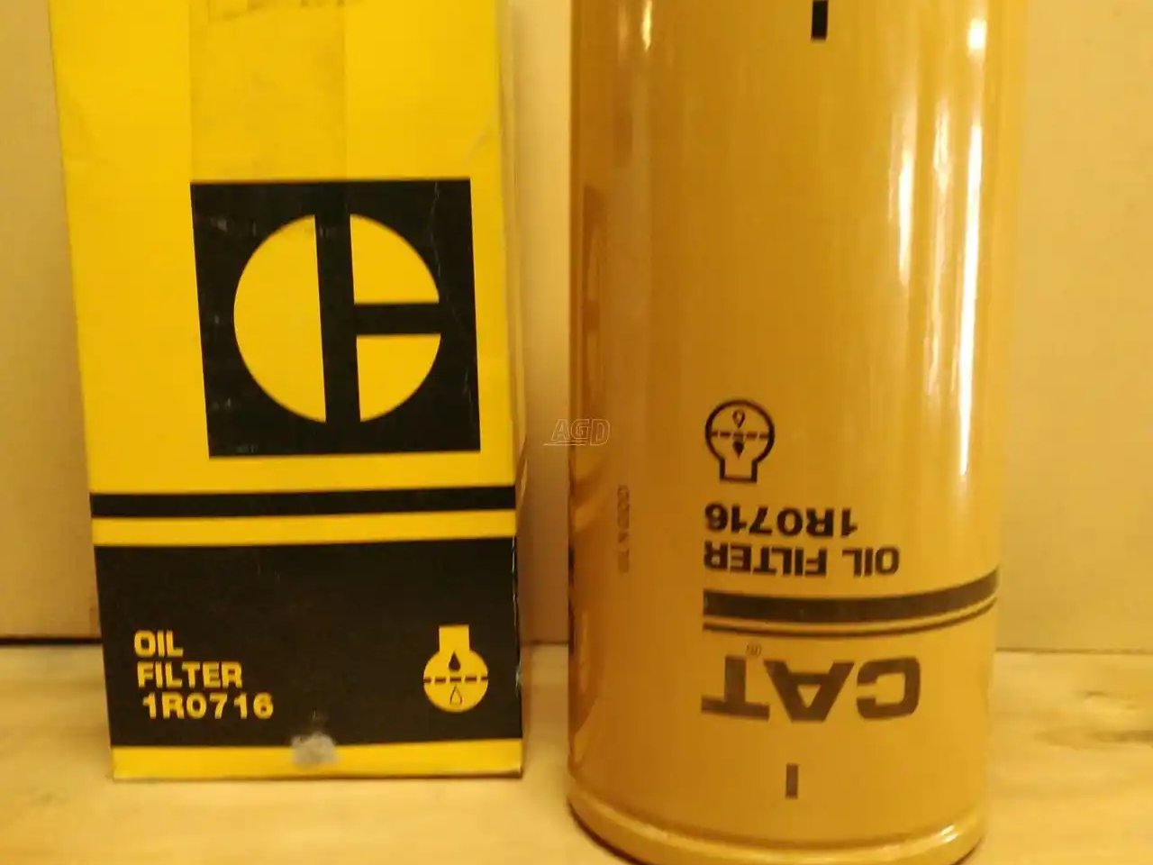 Caterpillar 1R-0716 divers