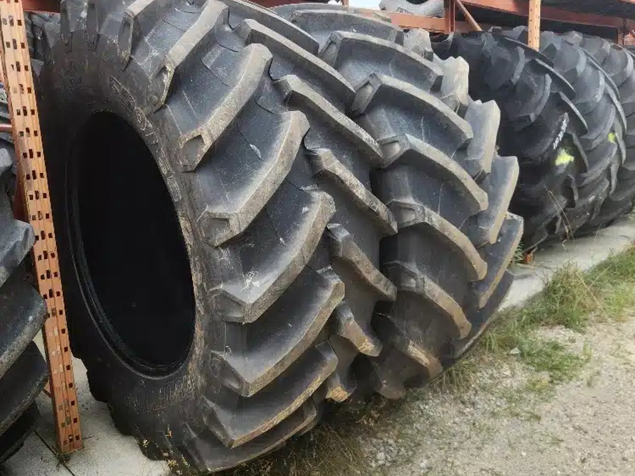 Trelleborg 650/65R38 - TM800 Pneus