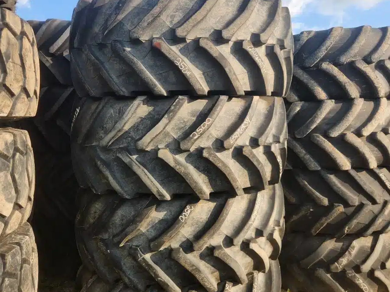 Trelleborg 650/60R34 Pneus
