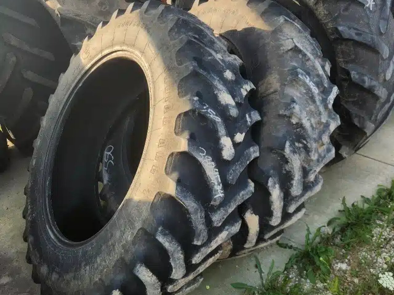 Firestone 380/85R34 Pneus
