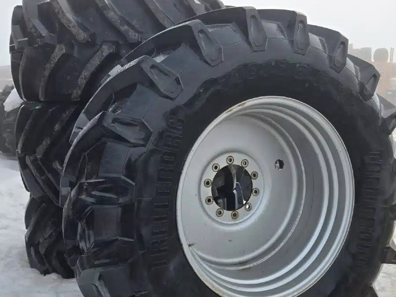 Trelleborg 710/70R38 Pneus et roues