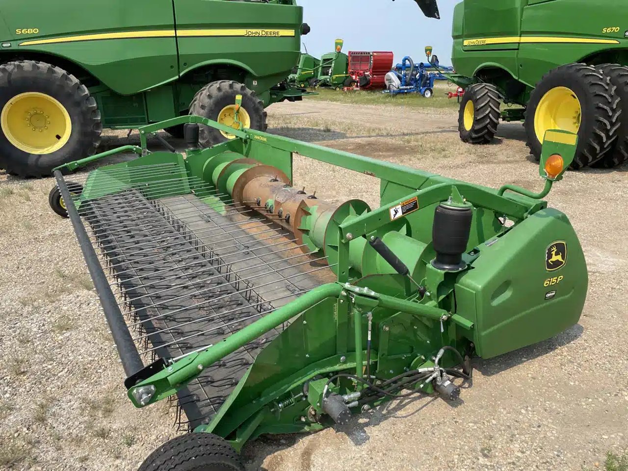 2016 John Deere 615P Nez - Ramasseur
