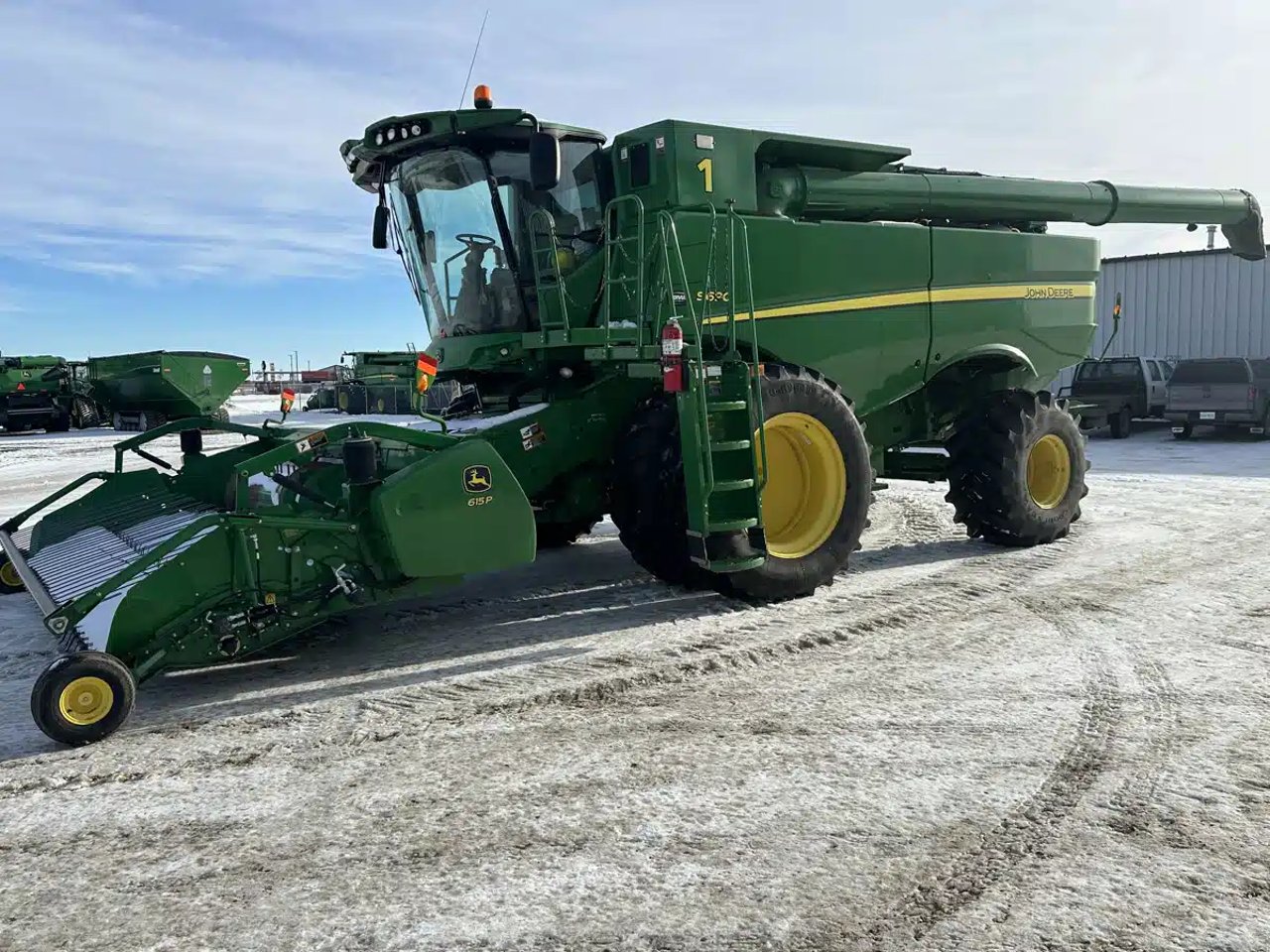 2013 John Deere S690 Batteuse