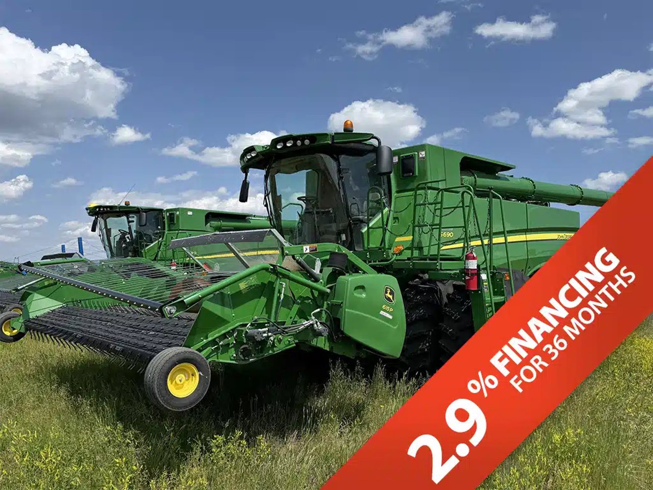 2016 John Deere S690 Batteuse